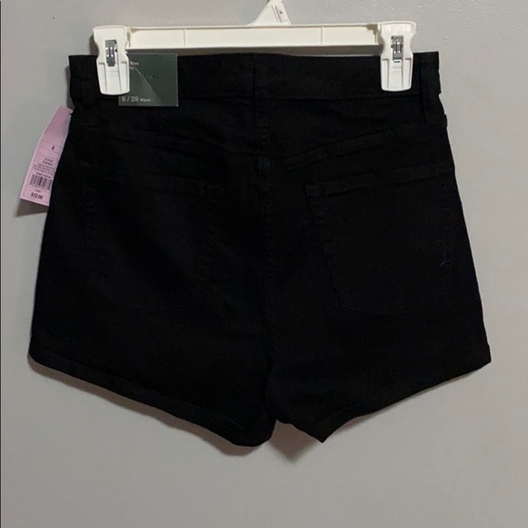 High-rose shorts - Picture 2 of 3